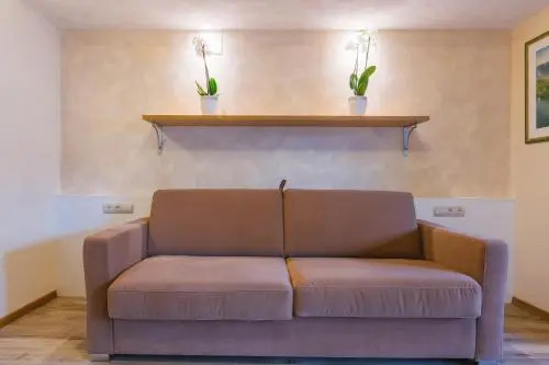 Apartment Ledrar