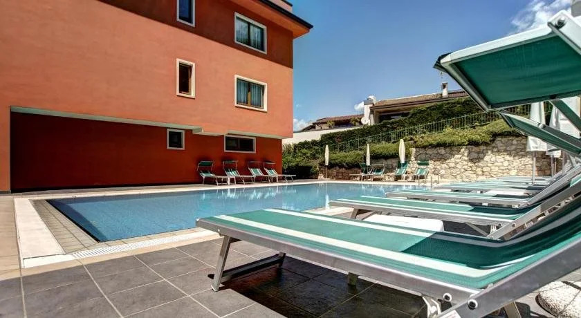 Hotel Vacanze 2000