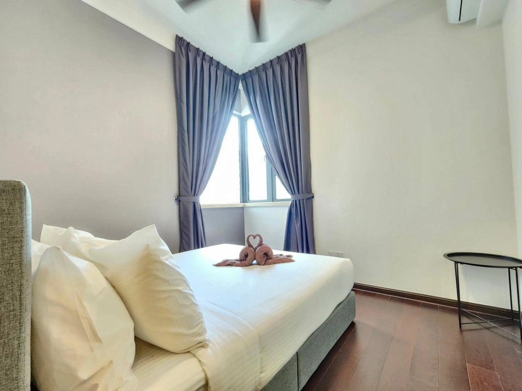 Holi Seaview Apartment Princess Cove