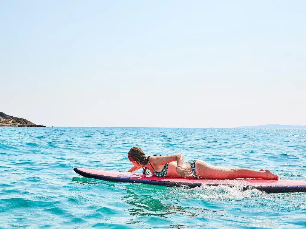 Mandola Rosa, A Resort to Live