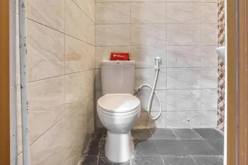 OYO 188 Wisma Nely Murni Guesthouse