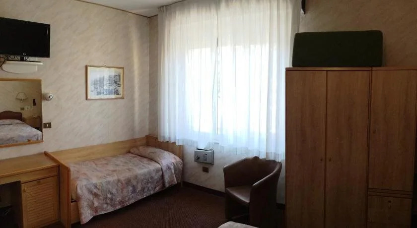 Eden Hotel