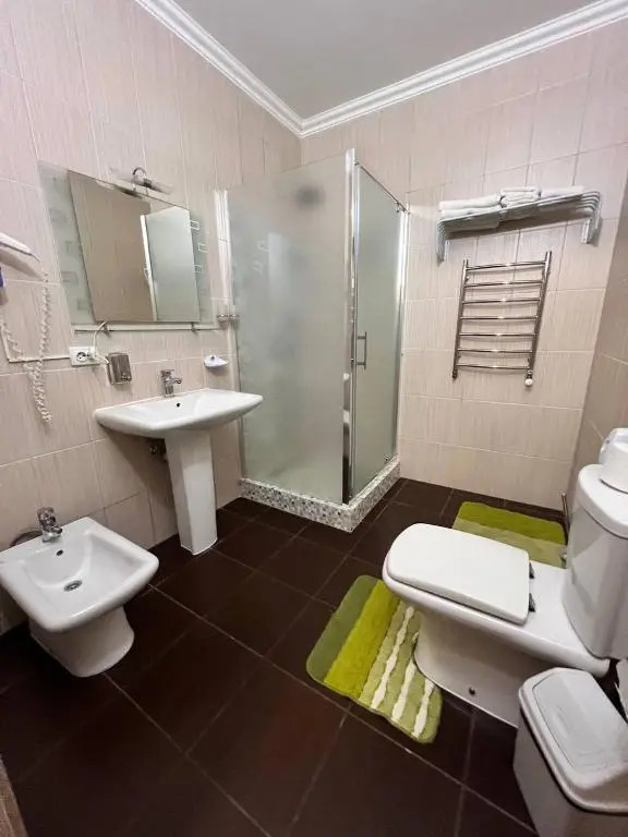 Silveroks Hotel