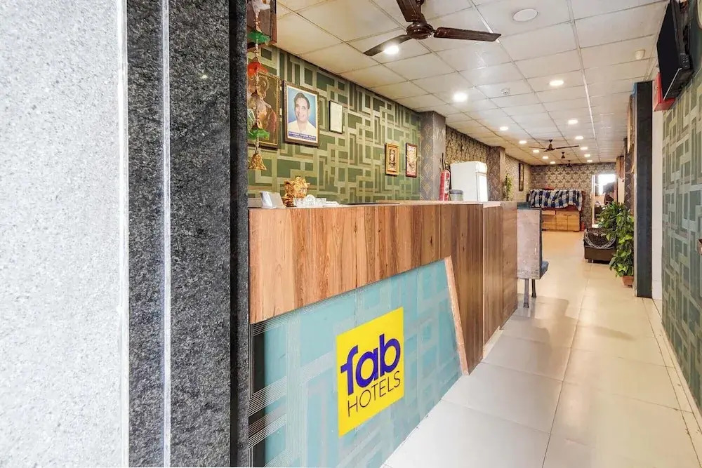 Fabhotel Krishna Inn
