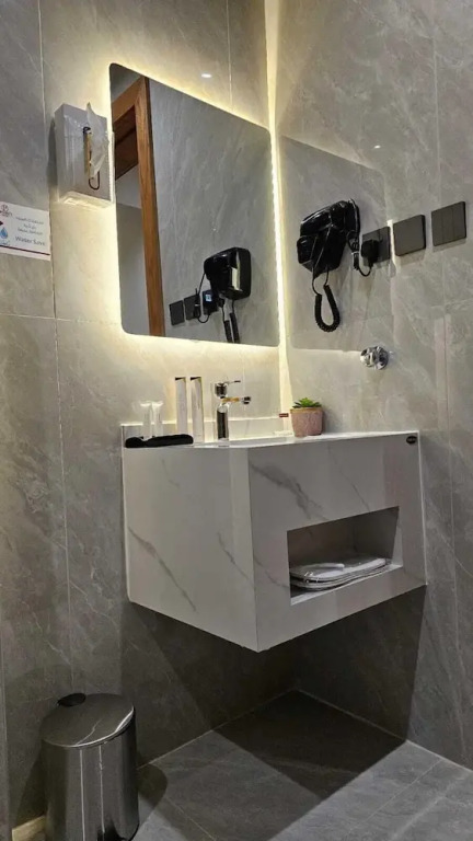 8Points Hotel