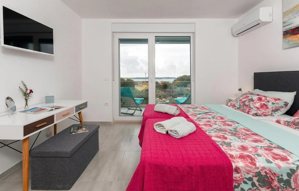 Amazing Home In Fazana