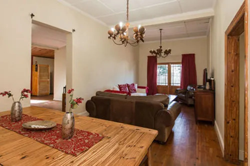 Whale Coast Lodge