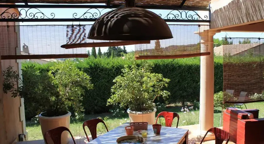 La Villa Ocre