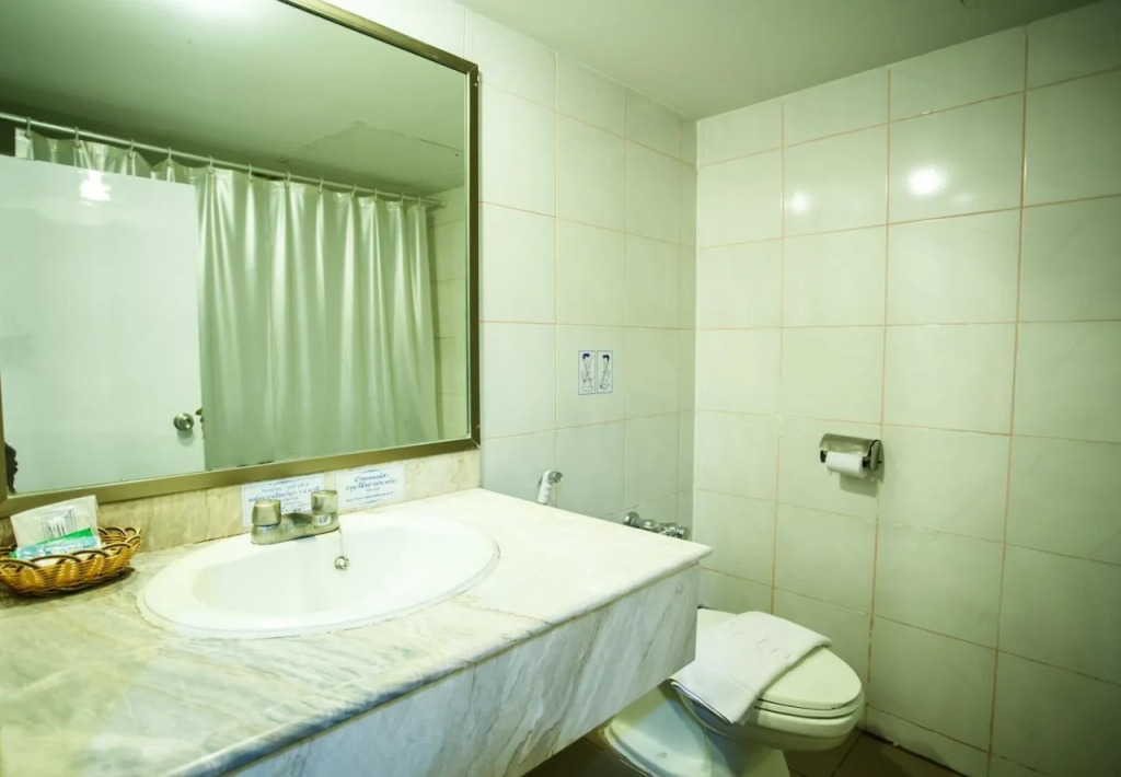 Vieng Thong Hotel