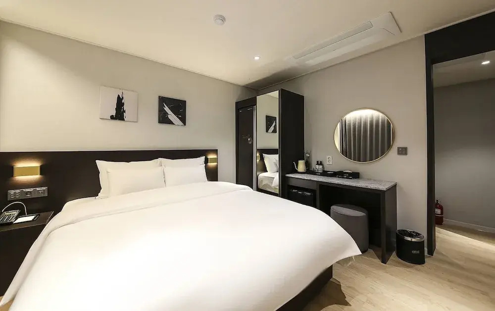 Hotel Ami