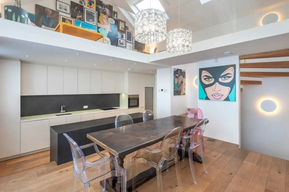 Chic 2-bedroom Home - Richmond Upon Thames