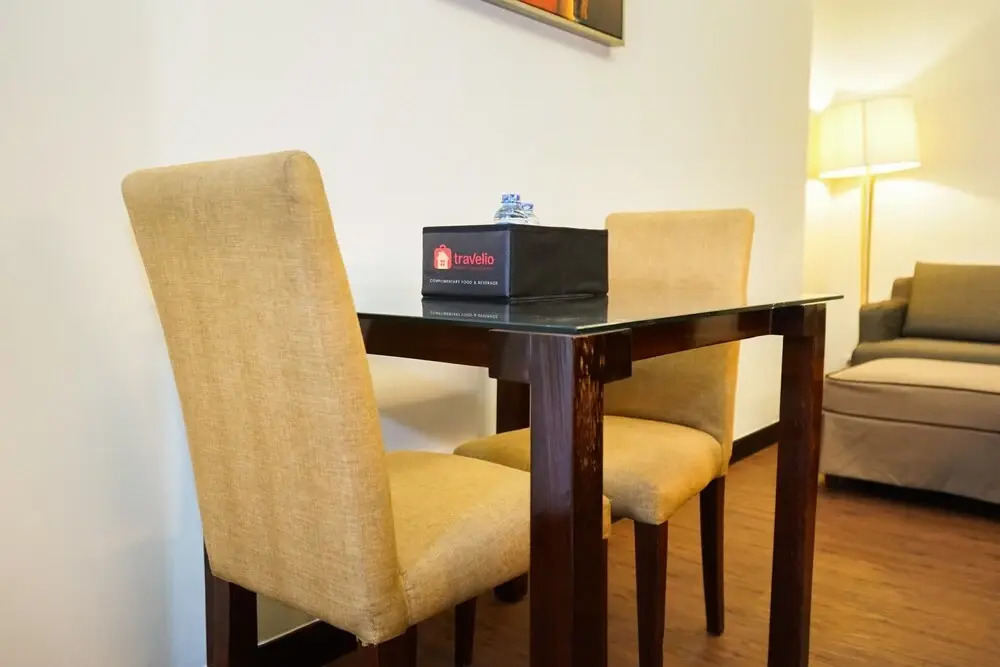 Comfy 1BR Queen Bed Ancol Marina Apartment near Dufan