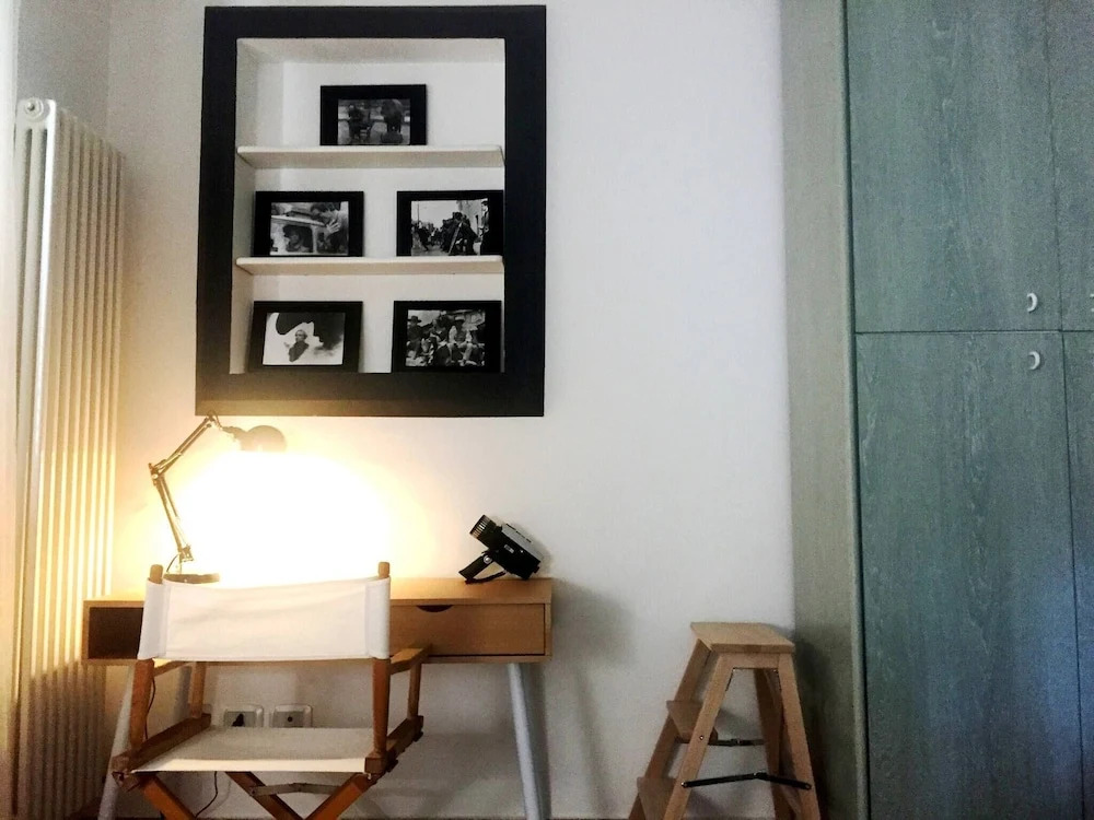 Beachfront, private Garden, central Area, private Entrance