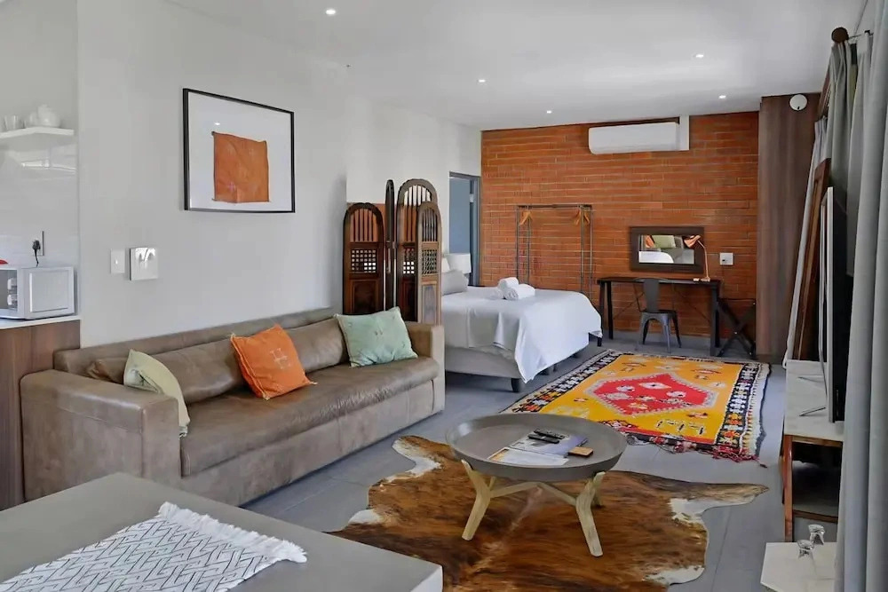 Stylish Penthouse Heart of the City by Ctha