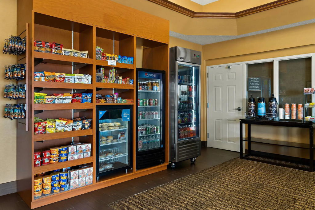 Comfort Suites Saginaw North