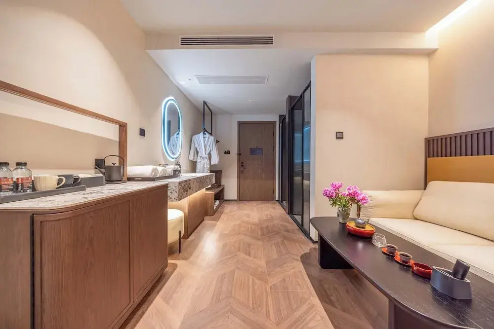 Yi Nian · Fangcun Hotel