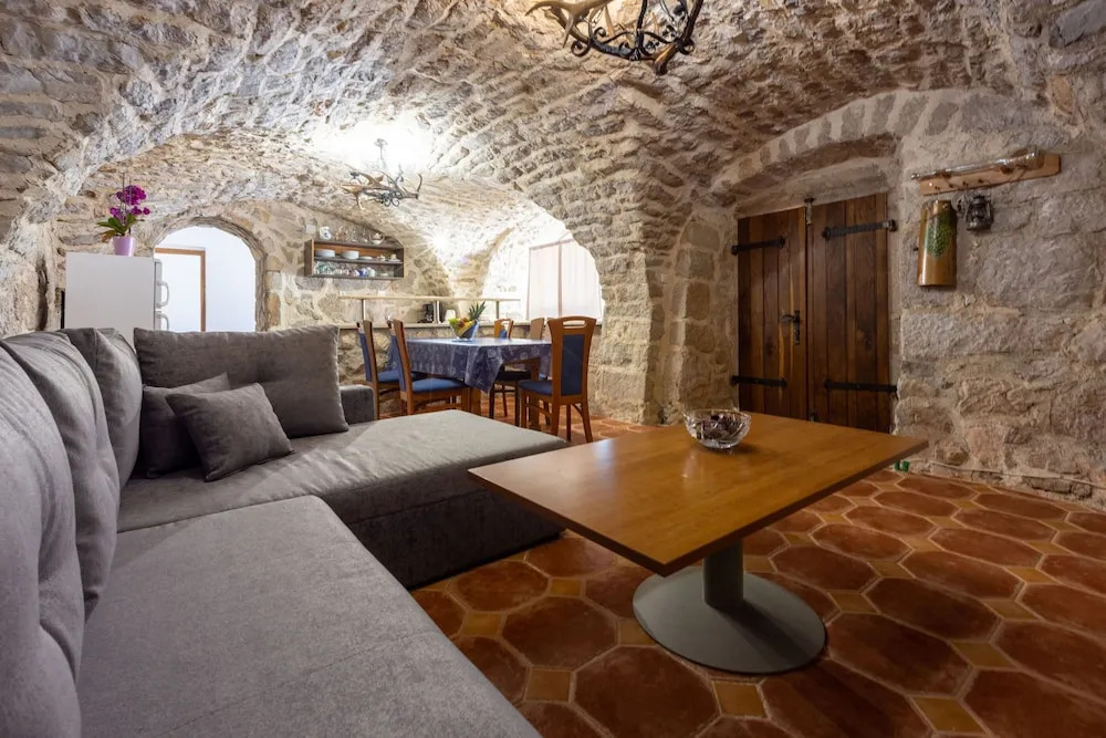 Apartments Neven