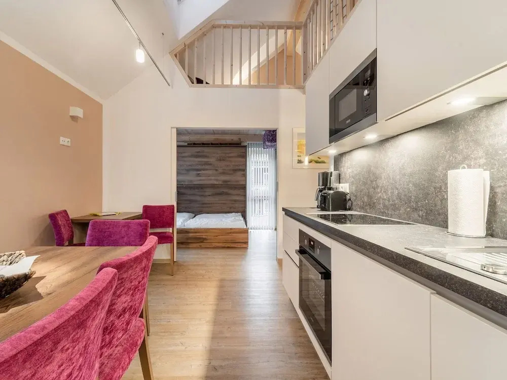 Large Apartment in Sankt Georgen With Balcony