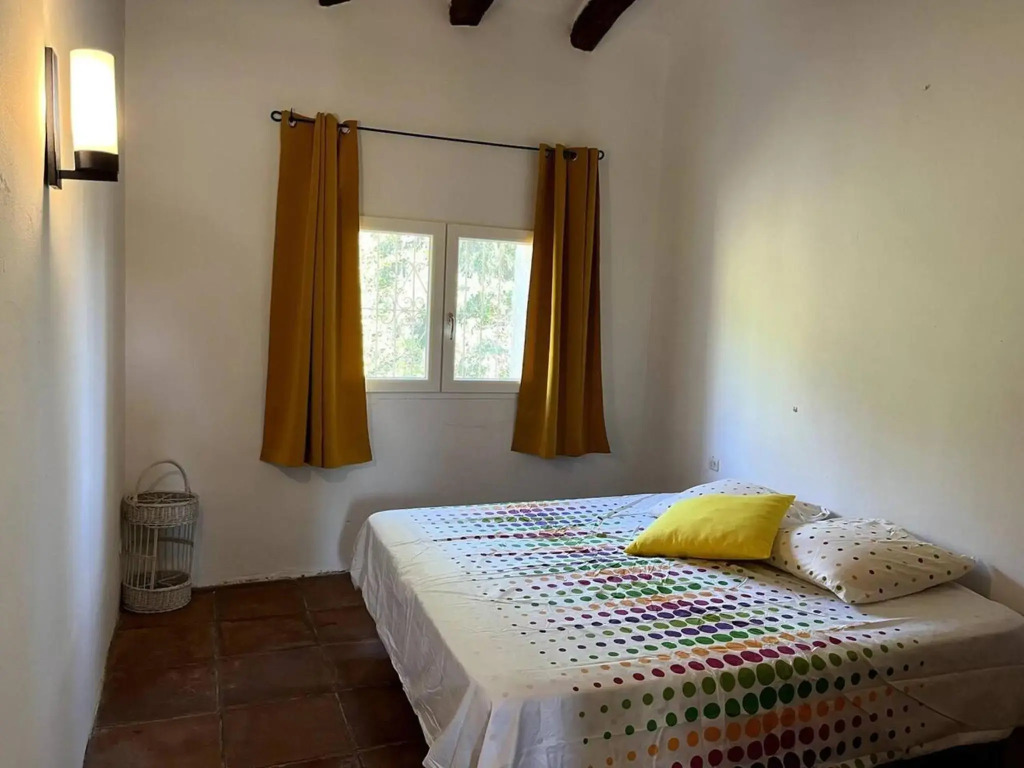3 bedrooms house with shared pool terrace and wifi at Albinyana
