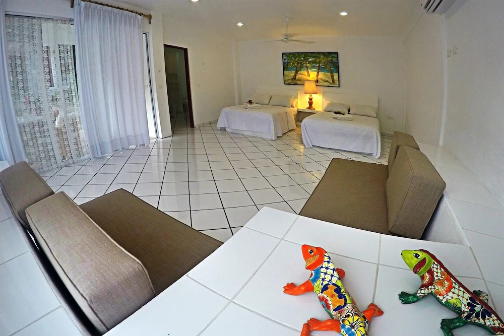 Casa Charalito en Akumal Santuario de la Tortuga Marina