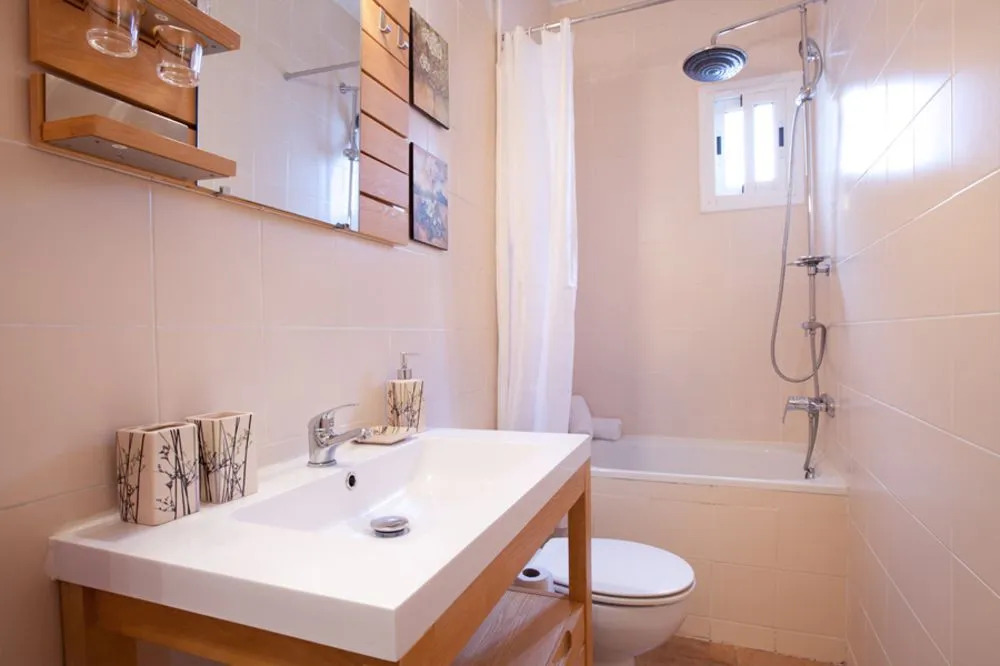 Sunny Penthouse Sagrada Familia