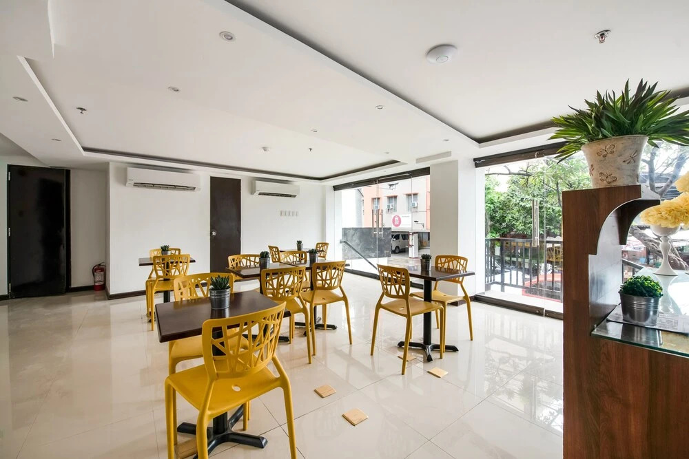 Nest Nano Suites Fort by OYO Rooms
