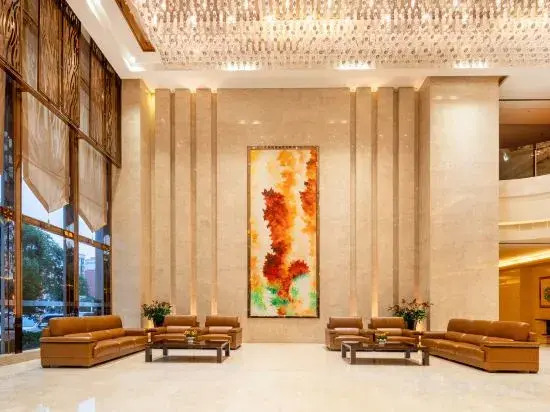 Juncheng Higher Quarter Hotel