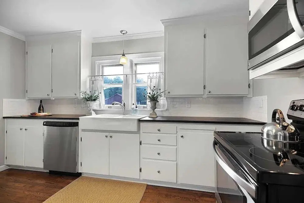 New! Charming Home Just 4 Blks From Main St!
