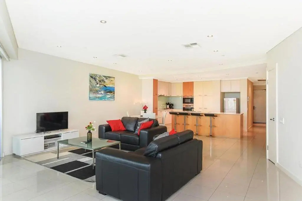 Gallery Resort Style Penthouse No 13