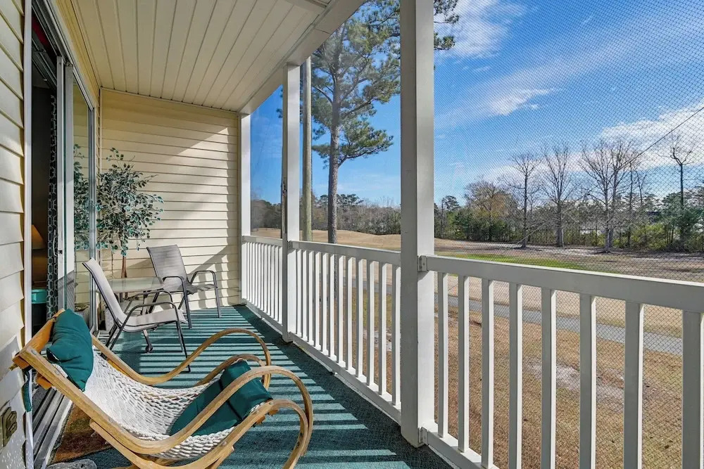 4 Mi to Ocean: Myrtle Beach Condo w/ Resort Perks