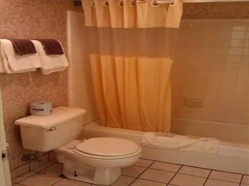 Woodridge Inn and Suites