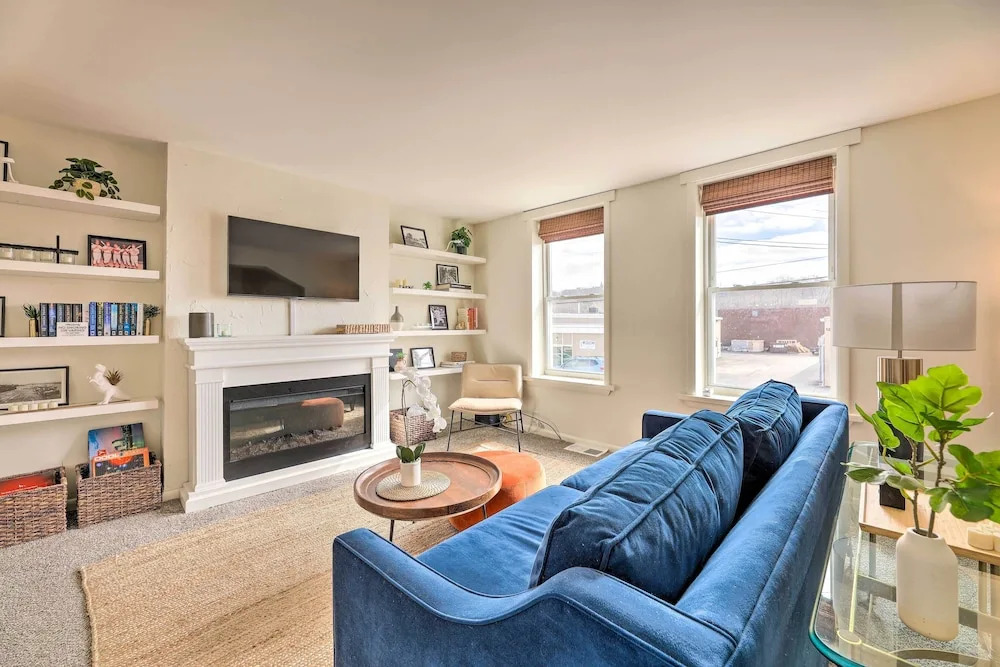 Cincinnati Vacation Rental: 6 Mi to Downtown!
