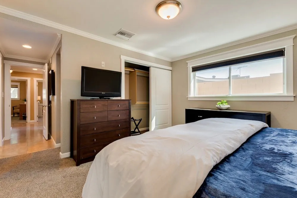 Taylor Street 4 Bedroom Home
