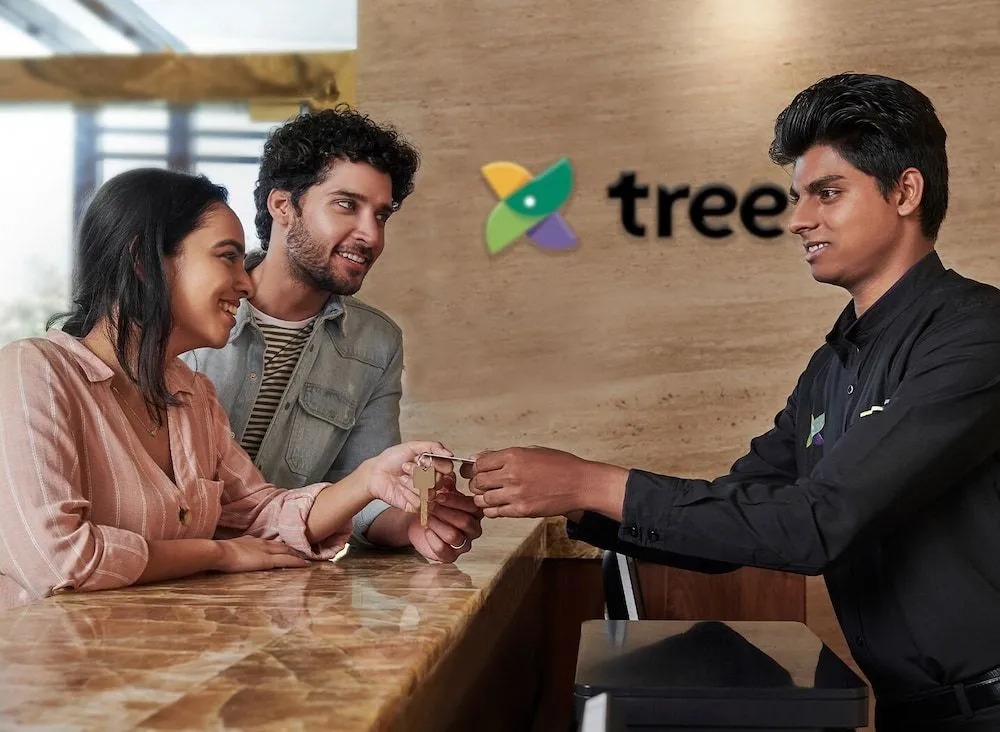 Treebo Trip Golden Divine Inn