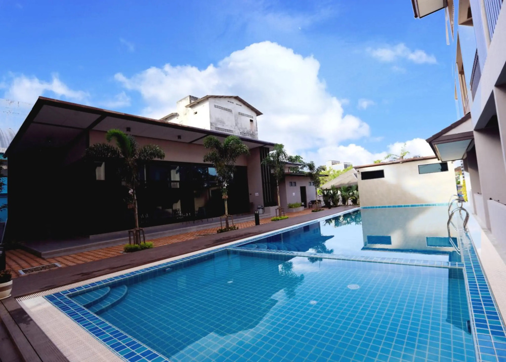 J.P.GRAND HOTEL