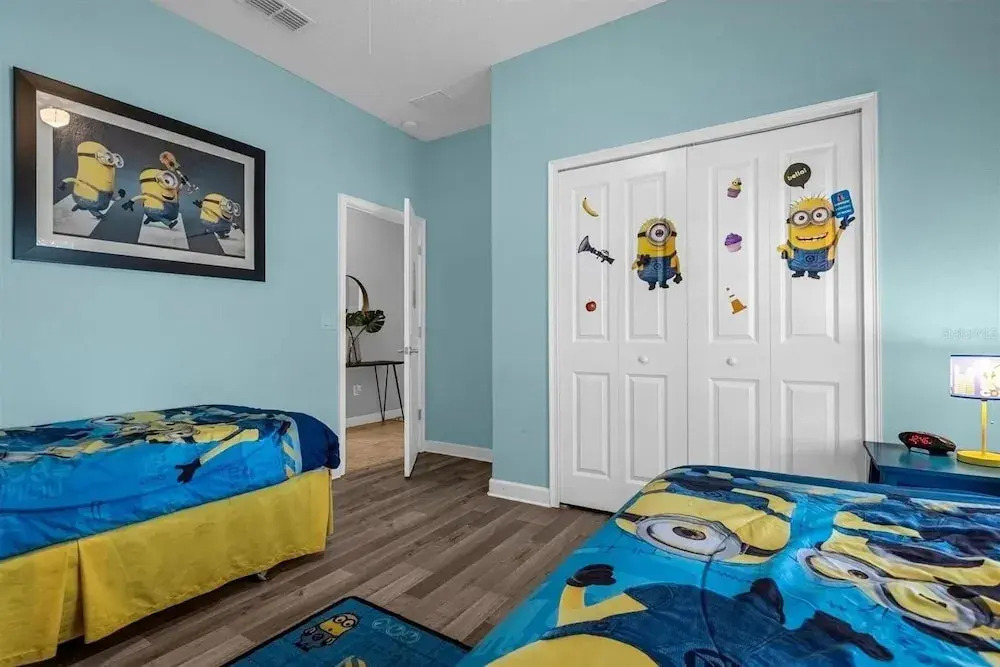 Stunning 5Bd Close to Disney at Storey Lake 3199