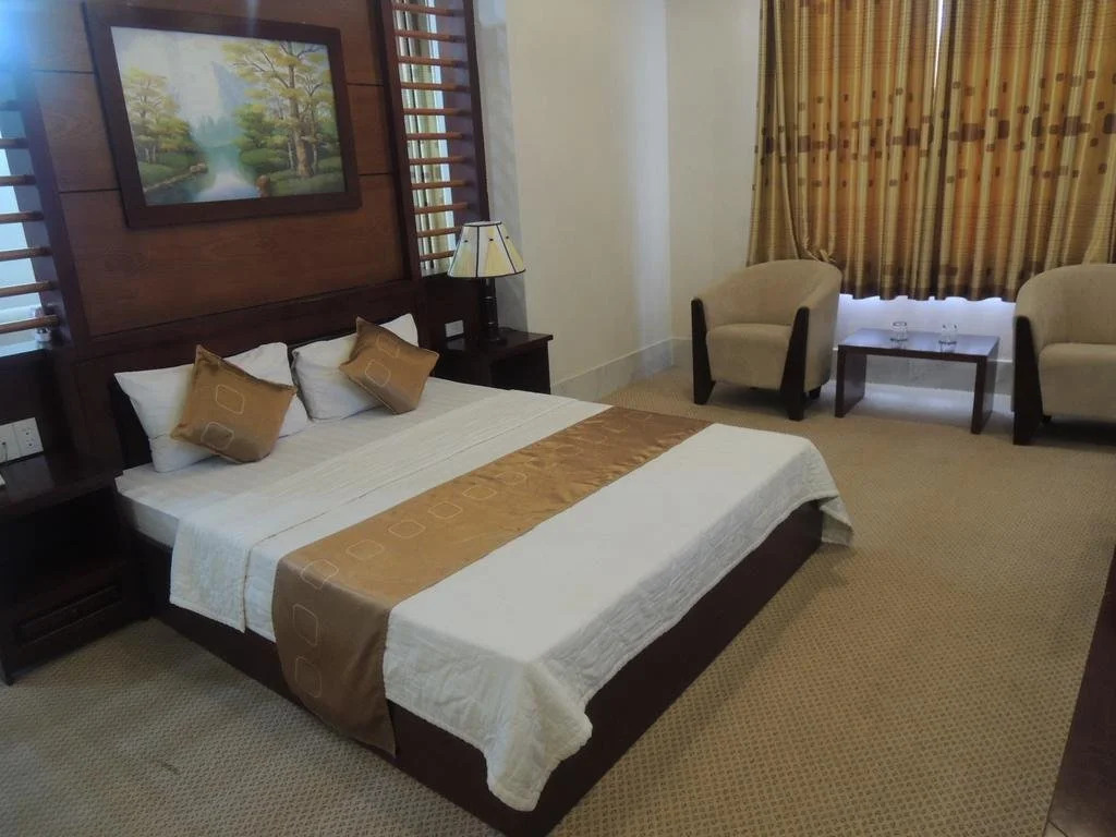 Tay Nam Hotel