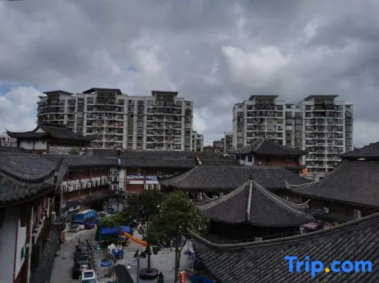 Pujiangzhixing  Hotel