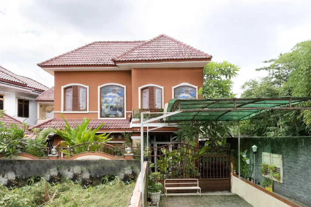 OYO 1806 Puri Arsita Homestay