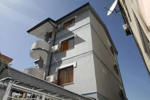 Alen Bar Hotel