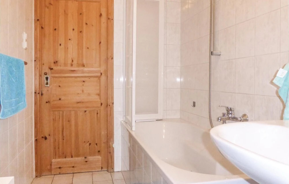Amazing Apartment in Gelenau With 2 Bedrooms and Wifi