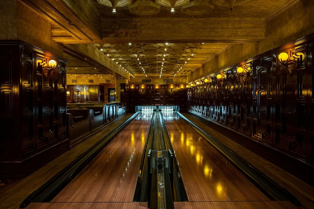 Lafayette Hotel & Club