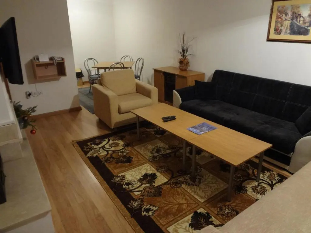Deluxe Apartments
