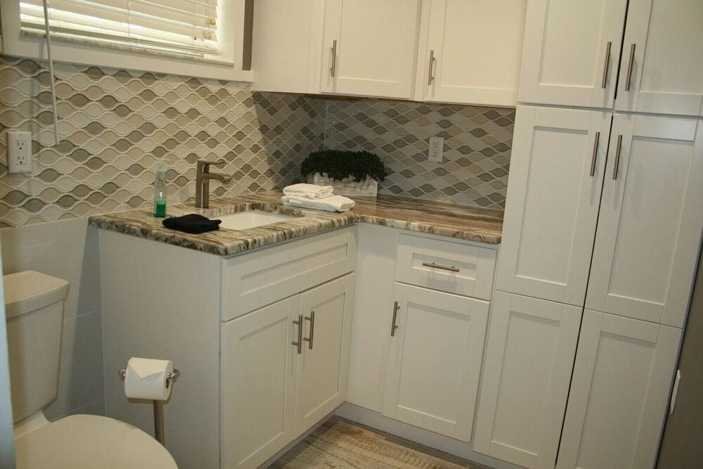 Hibiscus Hideaway - Beautiful 2 Bedroom Home- Private Pool