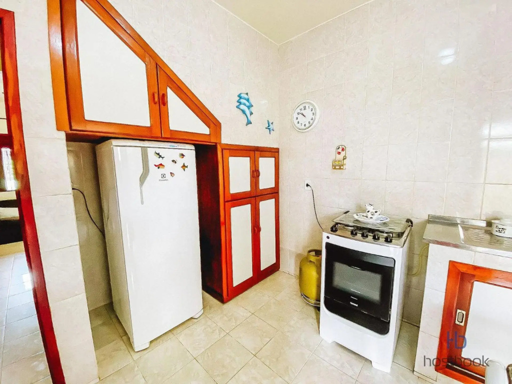Casa a 300 metros da praia do Centro - WIFI 200MB - Netflix - 2 Quartos - Cozinha equipada - Churrasqueira - Pet friendly - Quintal