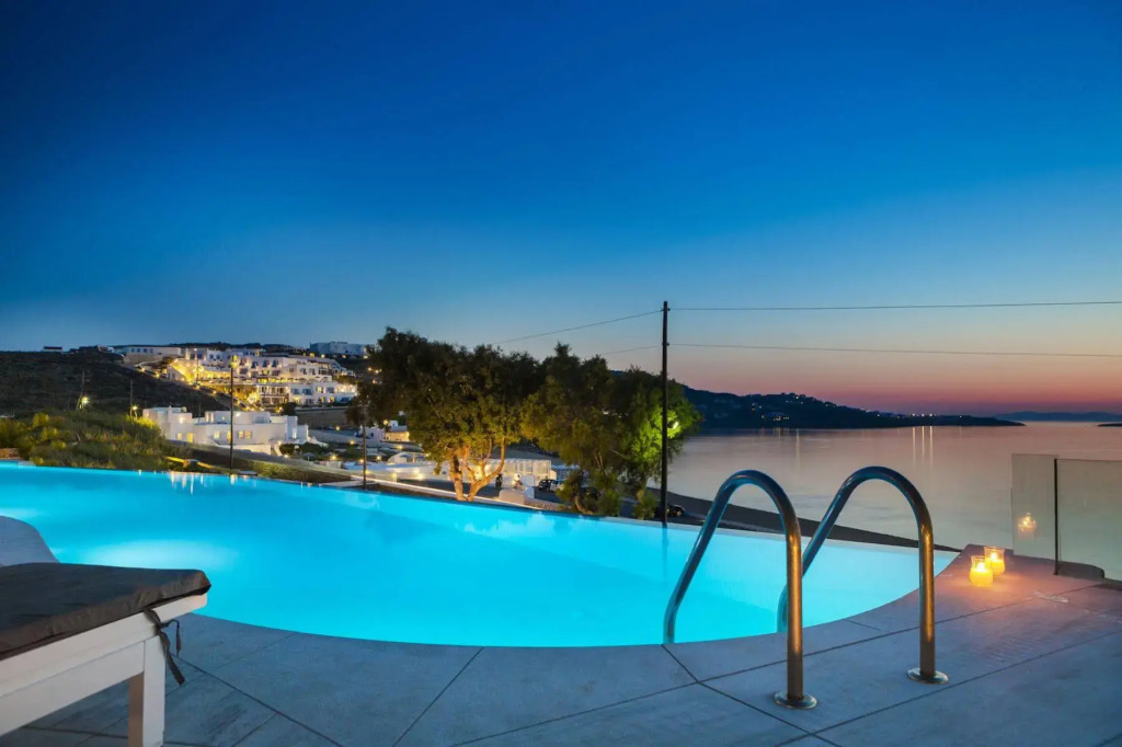Mykonos Beach Hotel