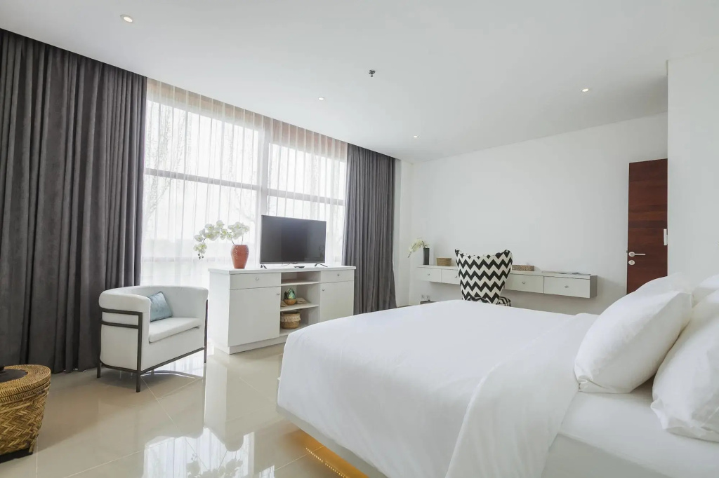 Imani Suites