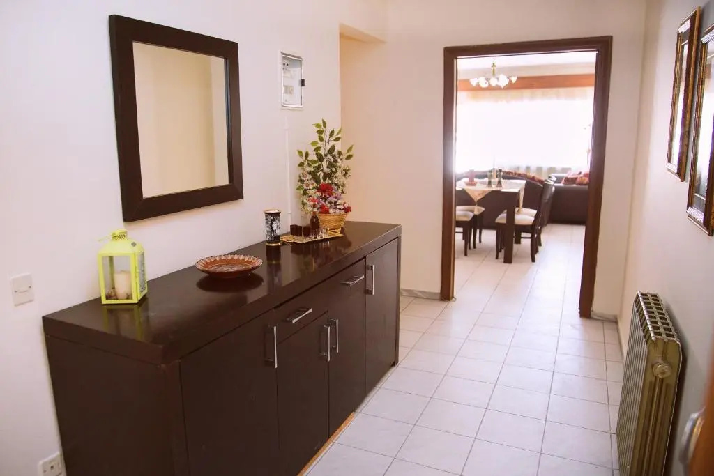 Comfortable House with Warm Hospitality