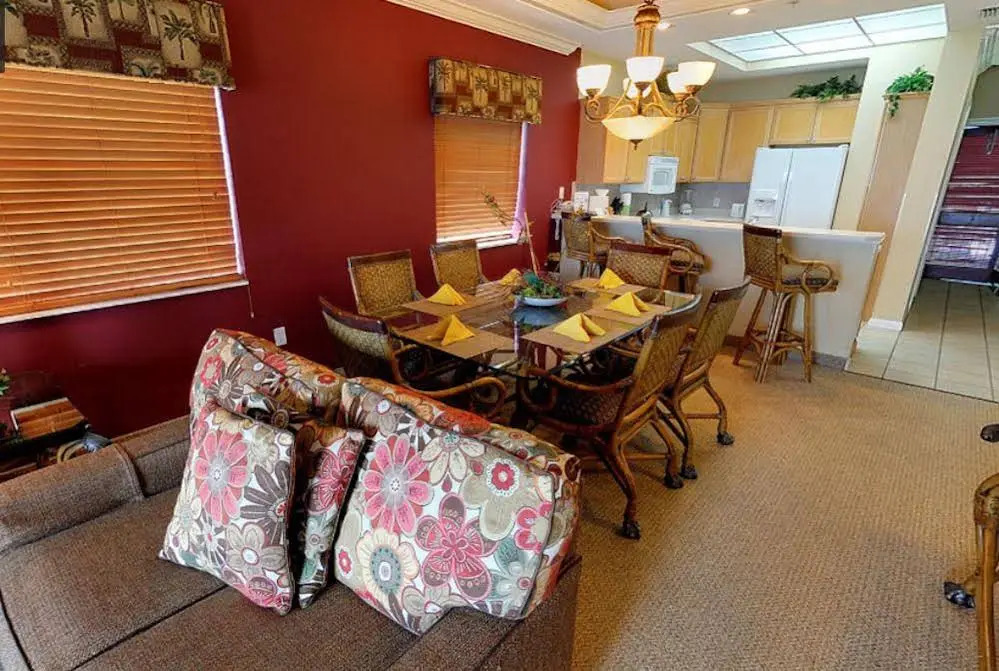 Holiday Beach Resort-Destin