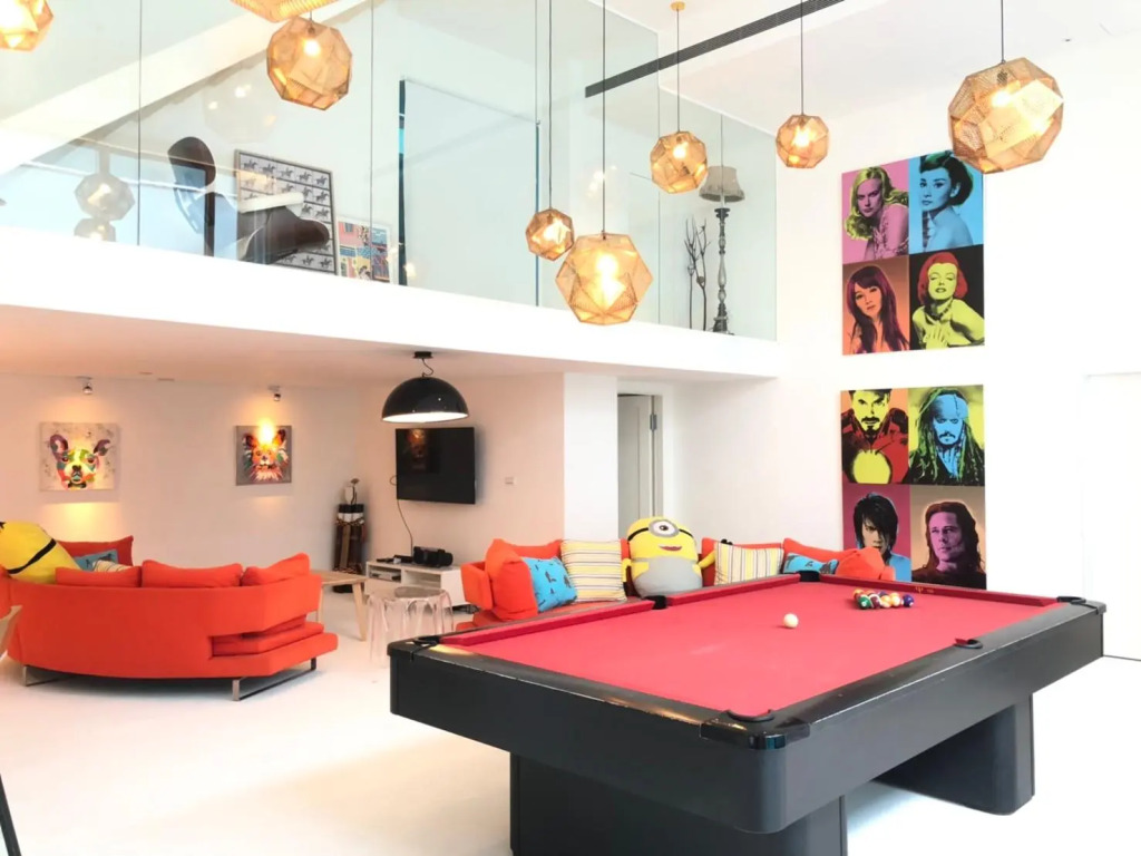 Play Hotel